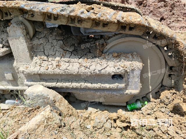 右側(cè)行走馬達(dá)蓋板(行走機(jī)構(gòu)) 右側(cè)行走馬達(dá)蓋板(行走機(jī)構(gòu))