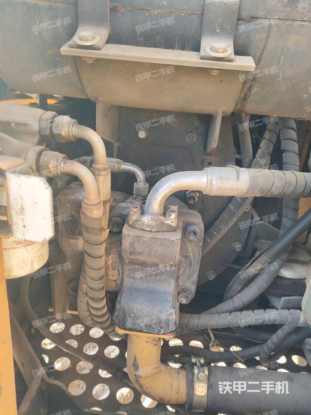 液壓泵室（大件艙室）