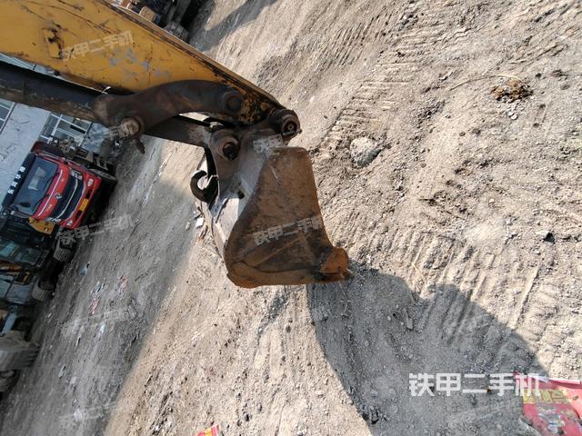 鏟斗45度(工作和回轉(zhuǎn)裝置) 鏟斗45度(工作和回轉(zhuǎn)裝置)