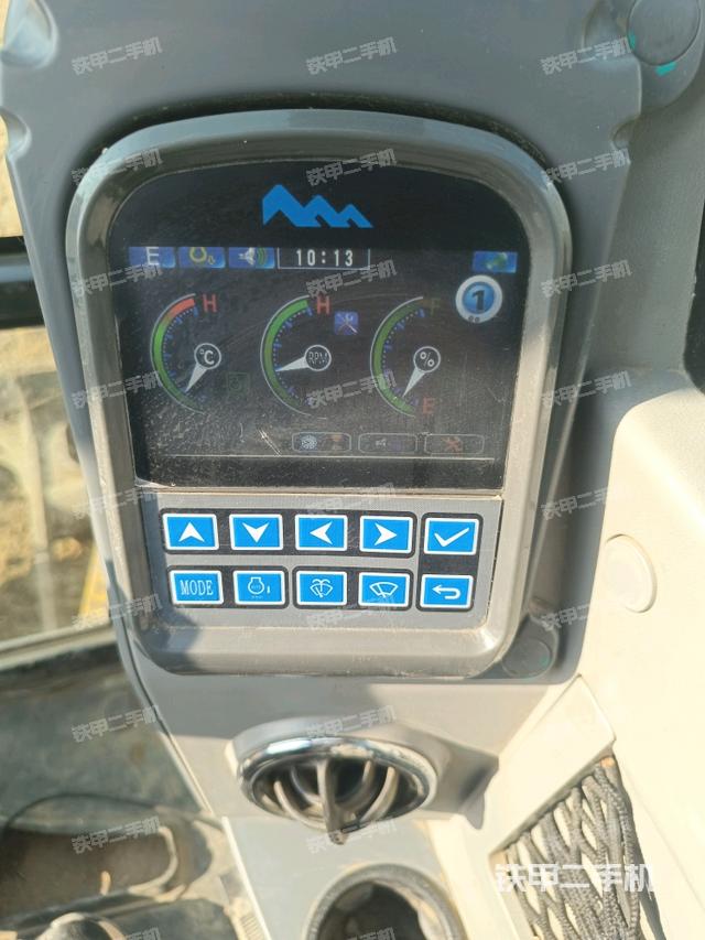 顯示屏?（駕駛室部分）