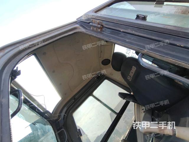 頂棚整體(駕駛室部分) 頂棚整體(駕駛室部分)