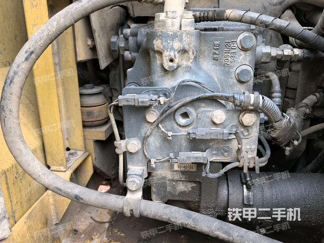 液壓泵室(大件艙室) 液壓泵室(大件艙室)