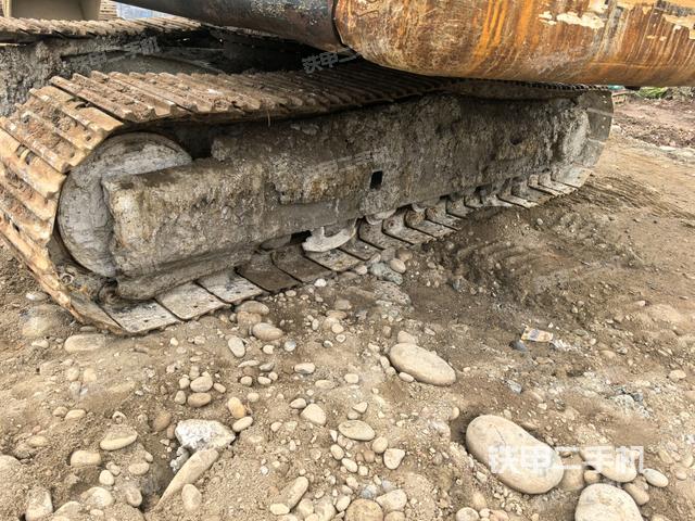 右側(cè)行走馬達(dá)蓋板（行走機(jī)構(gòu)）