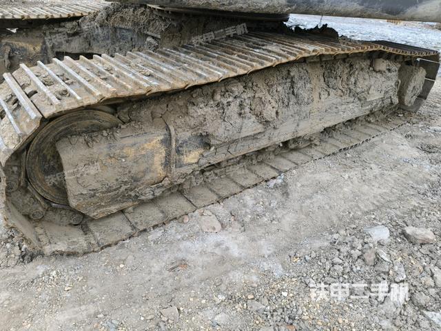 左側(cè)履帶整體?（行走機構(gòu)）