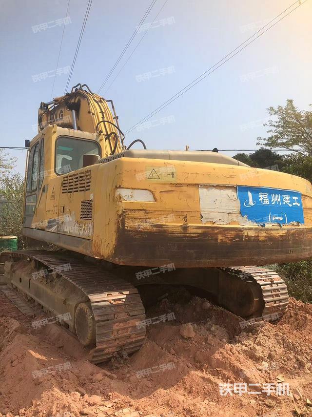右后45(整機外觀) 右后45(整機外觀)