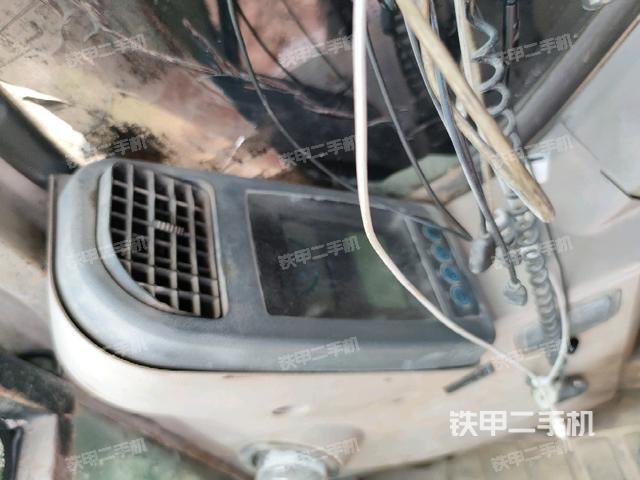 顯示屏?(駕駛室部分) 顯示屏?(駕駛室部分)