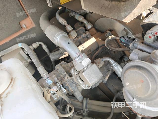 液壓泵室(大件艙室) 液壓泵室(大件艙室)
