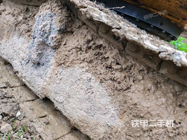 右導(dǎo)向輪（行走機(jī)構(gòu)）