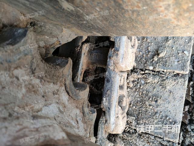 左托鏈輪和鏈筋（行走機(jī)構(gòu)）