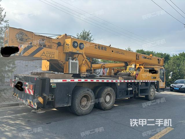 整机右后45°（设备外观及核心部件）