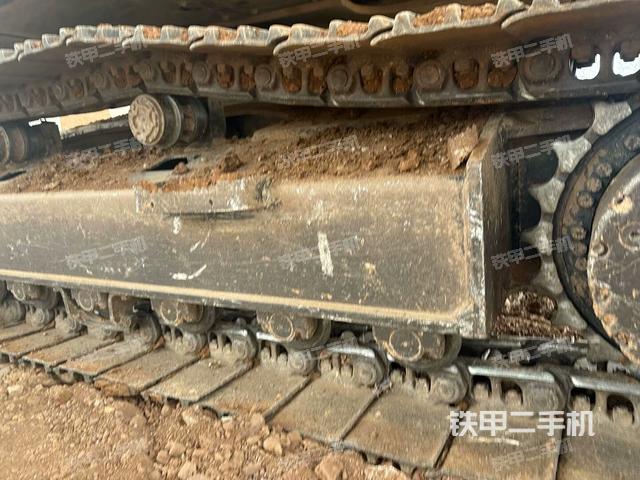 左側(cè)履帶整體?(行走機構(gòu)) 左側(cè)履帶整體?(行走機構(gòu))
