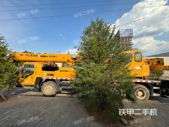 整机左侧（设备外观及核心部件）