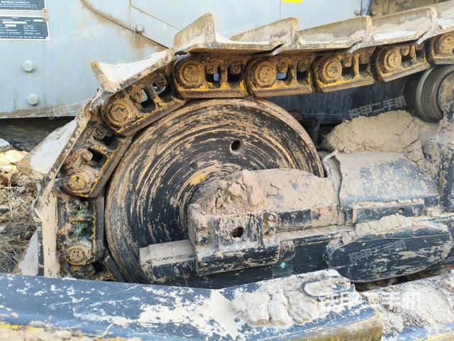 左引導輪(推土機底盤及工作裝置) 左引導輪(推土機底盤及工作裝置)