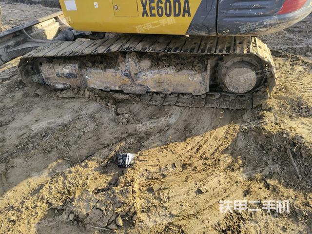 左導(dǎo)向輪（行走機(jī)構(gòu)）