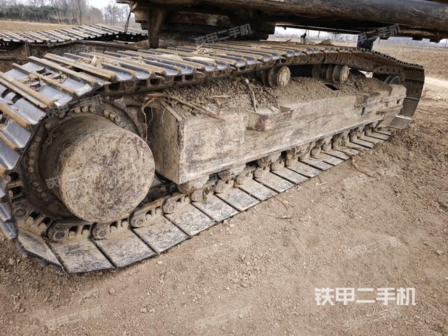 左側(cè)履帶整體?（行走機構(gòu)）