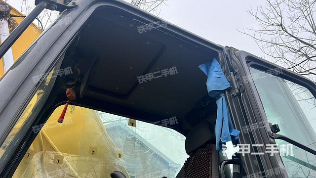 頂棚整體(駕駛室部分) 頂棚整體(駕駛室部分)