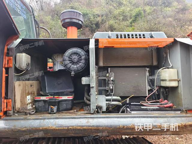 散熱器正面（大件艙室）