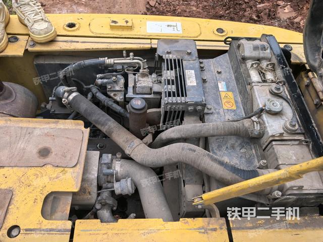 駕駛室頂部俯視(上車部件) 駕駛室頂部俯視(上車部件)