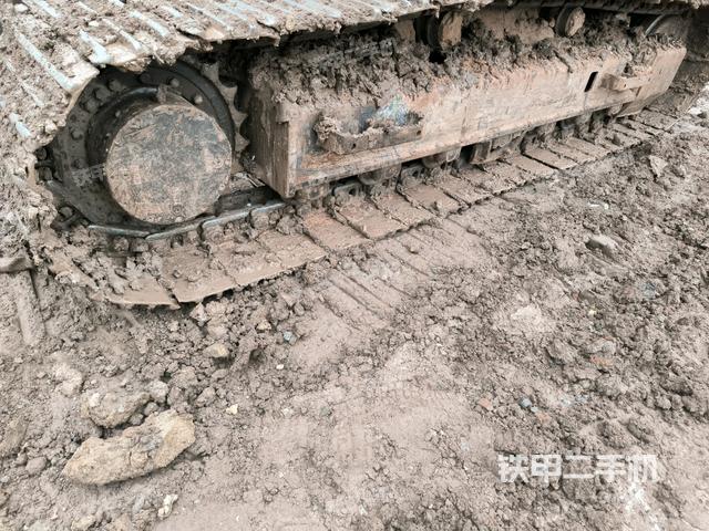 右側(cè)履帶整體（行走機(jī)構(gòu)）