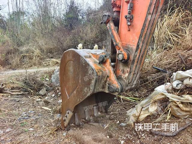 小臂整體左后（工作和回轉(zhuǎn)裝置）