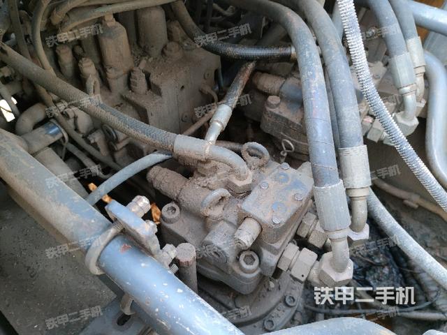 回轉(zhuǎn)馬達(dá)（上車(chē)部件）