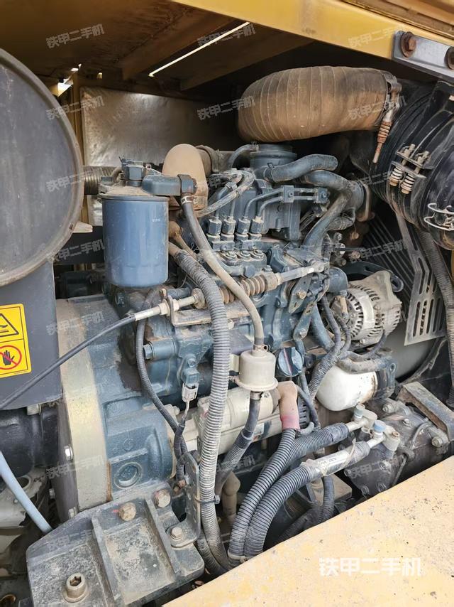 發(fā)動機(jī)整體俯視（整機(jī)外觀）