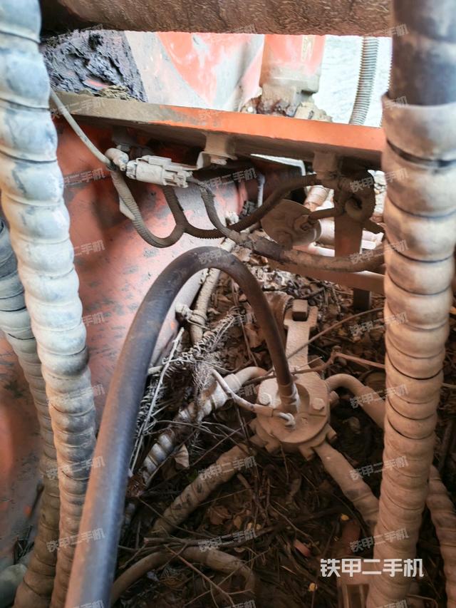 氣門室蓋螺絲特寫(上車部件) 氣門室蓋螺絲特寫(上車部件)