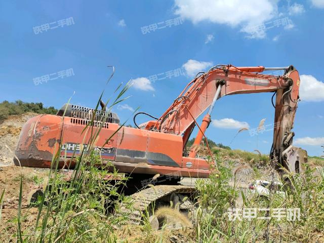 右后45(整機(jī)外觀) 右后45(整機(jī)外觀)