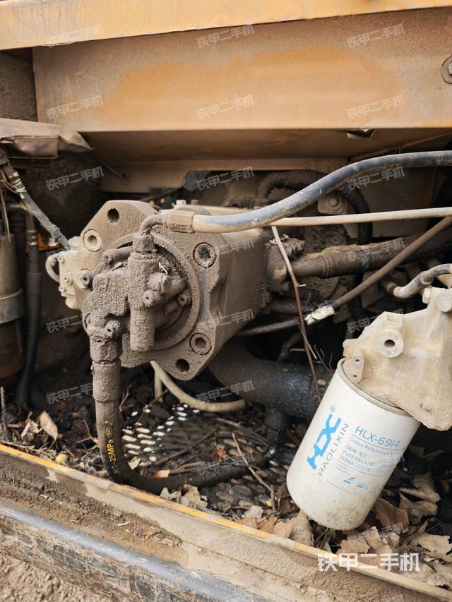 液壓泵斜45?左（大件艙室）