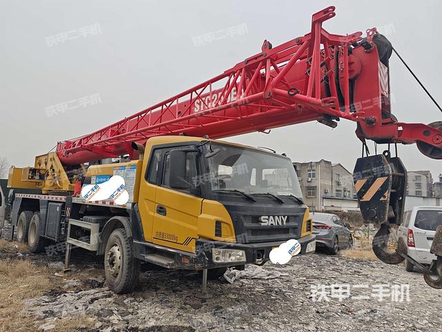 三一重工STC250E5起重机