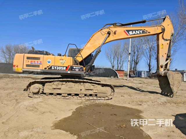 整機右后45°（整機外觀）