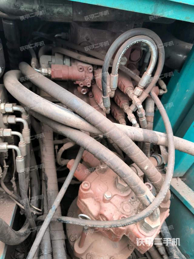 分配閥（上車部件）