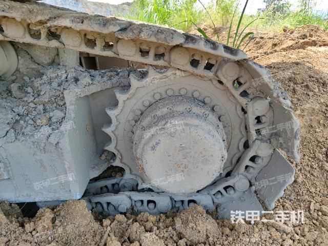 左驅(qū)動輪(行走機(jī)構(gòu)) 左驅(qū)動輪(行走機(jī)構(gòu))