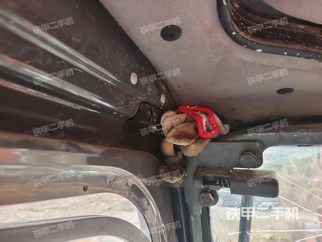 座椅后部（駕駛室部分）