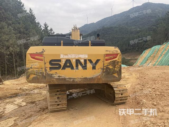 駕駛室頂部（整機(jī)外觀）