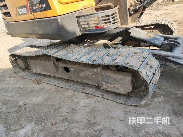 左側(cè)履帶整體?（行走機(jī)構(gòu)）