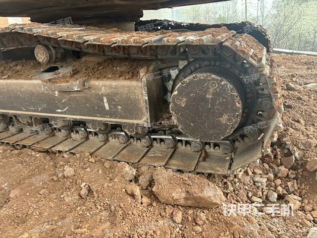 右驅(qū)動輪(行走機構(gòu)) 右驅(qū)動輪(行走機構(gòu))