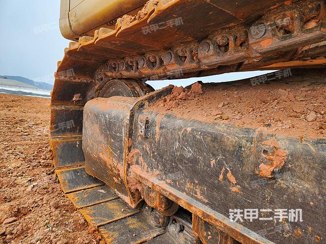 单侧履带整体（整机外观）