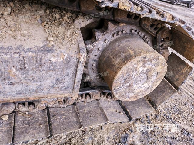 左驅(qū)動輪(行走機構(gòu)) 左驅(qū)動輪(行走機構(gòu))