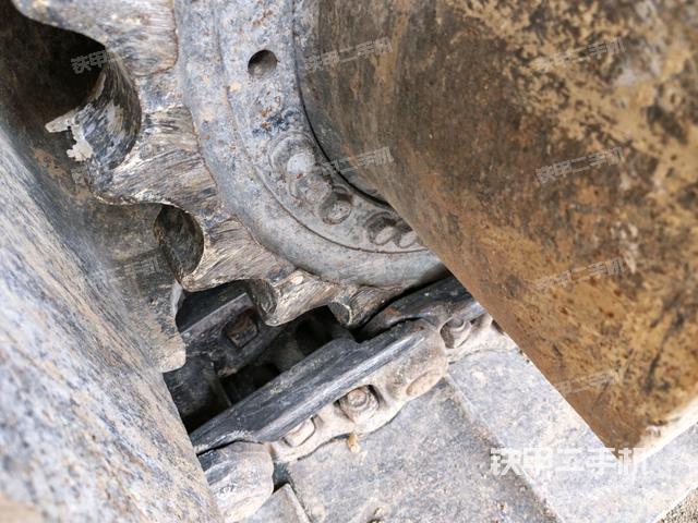 右側(cè)行走馬達(dá)蓋板(行走機構(gòu)) 右側(cè)行走馬達(dá)蓋板(行走機構(gòu))