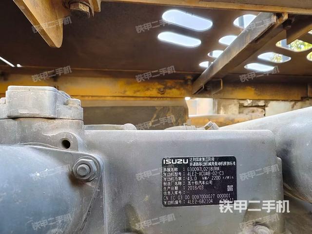 發(fā)動(dòng)機(jī)整體俯視（整機(jī)外觀）