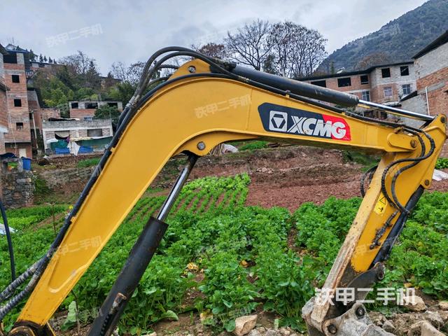 大臂整體?右側(cè)（工作和回轉(zhuǎn)裝置）