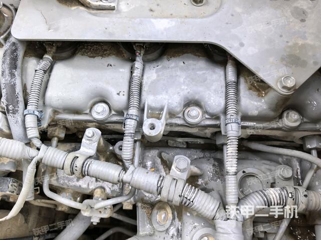 中央回轉(zhuǎn)接頭特寫（上車部件）