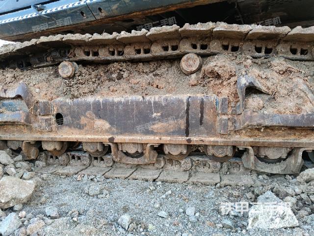 左側(cè)履帶整體?（行走機(jī)構(gòu)）