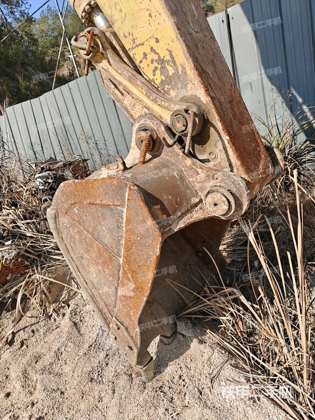 小臂整體左后（工作和回轉(zhuǎn)裝置）