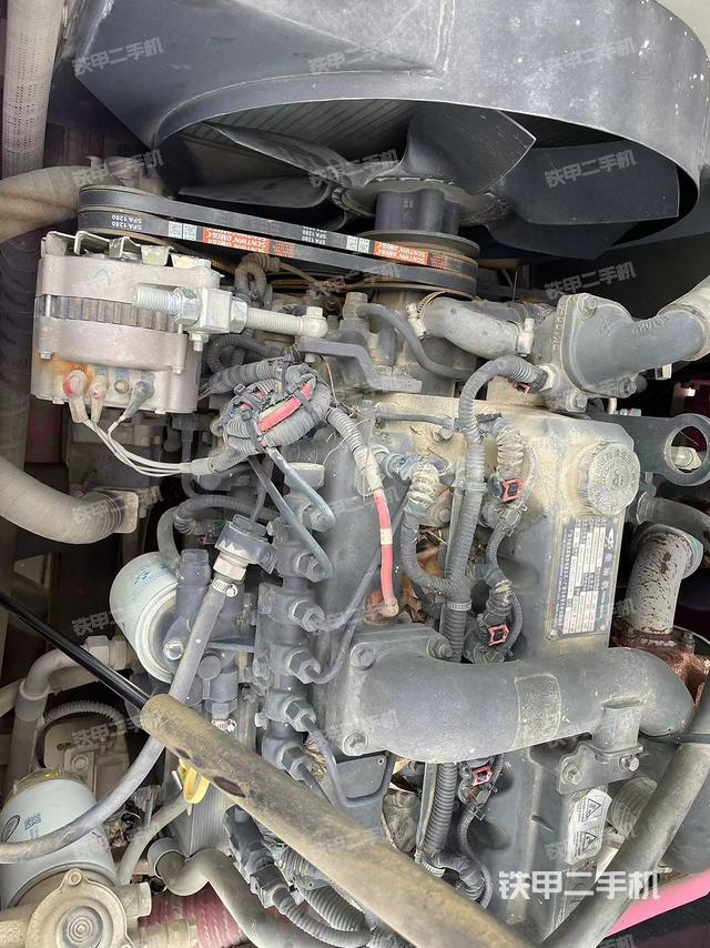 发动机整体俯视（整机外观）