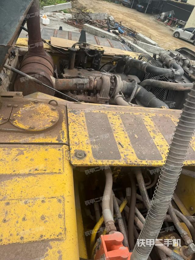 驾驶室顶部俯视（上车部件）