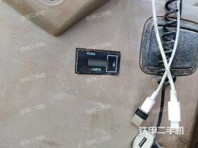 小時表(駕駛室部分) 小時表(駕駛室部分)