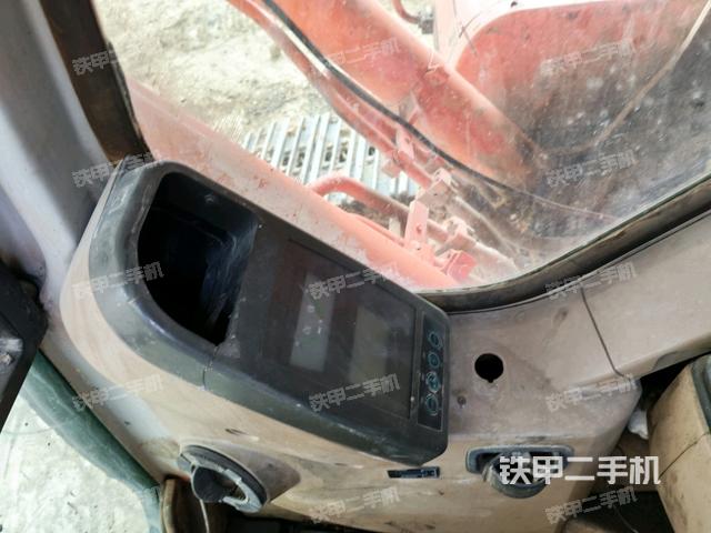 顯示屏?(駕駛室部分) 顯示屏?(駕駛室部分)