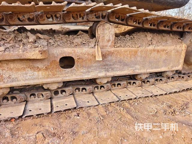 單側(cè)履帶整體（整機(jī)外觀）